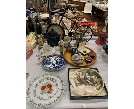 A LARGE MIXED LOT TO INCLUDE THE ORIENT EXPRESS MEMORABILIA, A CLOCK IN THE SHAPE OF A BICYCLE, STAFFORDSHIRE STYLE FIGURES, 