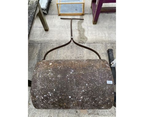 A VINTAGE HEAVY CAST IRON GARDEN ROLLER 