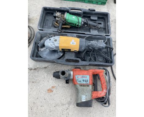 THREE VARIOUS POWER TOOLS TO INCLUDE A JCB ANGLE GRINDER AND AN HITACHI ANGLE GRINDER ETC 