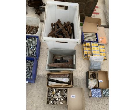 A LARGE ASSORTMENT OF HARDWARE TO INCLUDE HINGES AND GATE FITTINGS ETC 