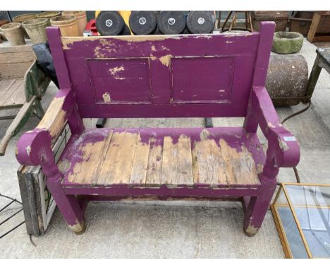 A VINTAGE PAINTED PINE HALL BENCH (L:107CM) 