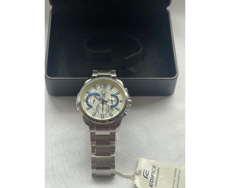 A CASIO EDIFICE WRIST WATCH NOT IN ORIGINAL PRESENTATION BOX SEEN WORKING BUT NO WARRANTY 