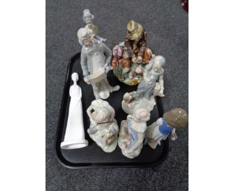 A tray of ceramic figures, Spode china etc 