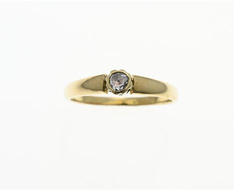 Yellow gold ring, 585/000, with diamond. Ring with a setting set with a rose-cut diamond, ø 3.7 mm. Fitted with a new band an