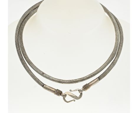 Silver necklace, 800/000, made of round braided silver wire with an S-hook as closure. ø 4 mm. length 75 cm. approx. 56 grams