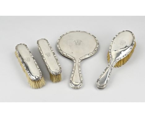 Silver comb set, 4 pieces, 925/000, with a mirror and three brushes with a worked edge and a monogram engraving: WJ. approx. 