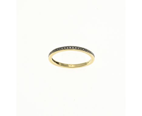 Yellow gold ring, 585/000, with zirconias. Marked Blush. The ring is set with zirconias for the handle. Width 2 mm. ø 59. app