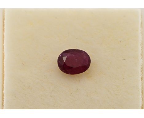 Oval faceted ruby, approx. 0.25 ct. 4.5x5.7mm.