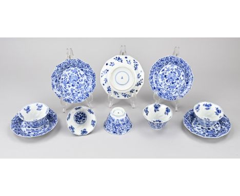 Five 18th century Chinese porcelain Kang Xi cup + saucers with parsley decoration. Four saucers good (rim frit). One saucer r