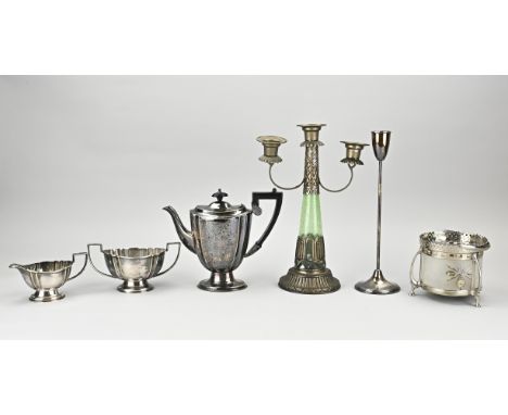 Six pieces, variously plated/silver. Consisting of: 3-piece plated coffee set, 3-armed candlestick (metal), 925 sterling silv