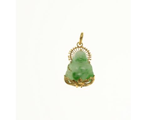 Gold pendant, 750/000, with jade. Openwork gold pendant set with a jade in the shape of a Buddha. 17x31mm. approx. 4.9 grams.