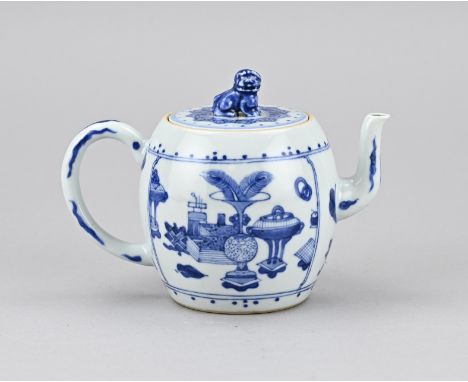 Chinese porcelain teapot with figures in landscape/valuables decor. With double blue bottom ring. Dimensions: 11 x 15 x 9 cm.