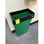 TRASH CAN