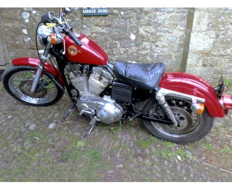 - Totally original bike

- Rare Hugger model

- 883cc Evo engine

- Same owner for 15 years

- Great value Harley