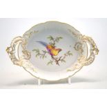 Ludwigsburg, Herzoglich Aechte Porcelain Fabrique: Henkelschale im Rokoko-Stil