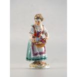 Staatlich Meissen: Gärtnerkind mit Blumenkorb, Entw. J.J.Kaendler, Mod. Nr. 5