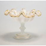 Tafelaufsatz, sog.Tazza, Milchglas, deutsch, um 1850