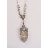 Feine Kette des Art Déco mit Bergkristall und Brillanten, 14K WG