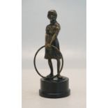 Mädchen mit Reifen, Bronze
