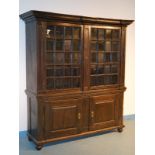 Großer Vitrienenaufsatz-Schrank, Westfalen, frühes 18.Jhd.