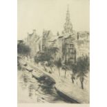 Pankok, Bernhard: "Amsterdam" Blick auf Grachten mit Booten, Baumreihen, Häusern und die Oude Kerk