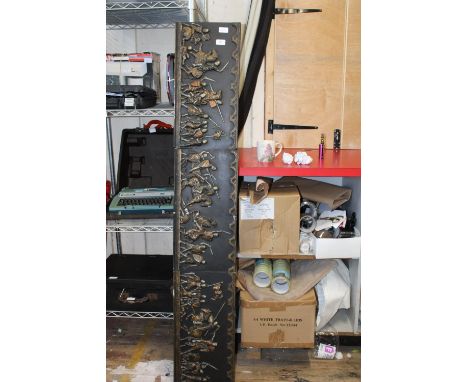 An unusual Heraldic ceramic freeze collection only 160x28cm 