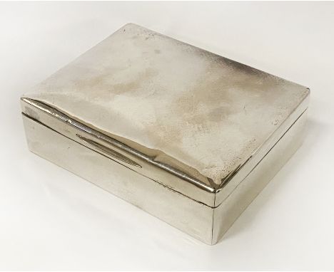 SILVER CAMPHOR LINED CIGAR BOX 4.5CMS (H) APPROX