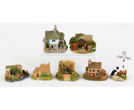 Various Lilliput Lane groups, to include Gulliver's Pantry L2427, The Mill And Engine House, Cosy Corner (March 1990), Little