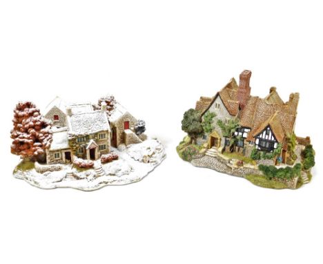 Various Lilliput Lane groups, Anne of Cleves, and First Snow at Bluebell limited edition no. 20/3500. (2, each boxed with pap