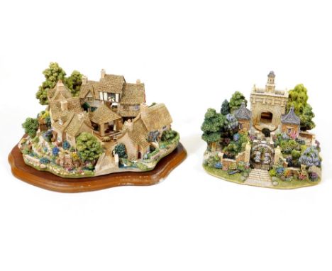 Various Lilliput Lane groups, The Milllenium Gate L2170 no. 0855 and Chipping Coombe 779 no. 2201. (2, boxed with paperwork)