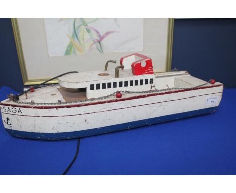 TWO MODEL POND YACHT 