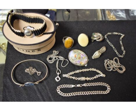 Slver and other jewellery - a Links of London contemporary bracelet, , silver toggle, boxed; a hand painted porcelain silver 