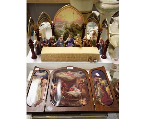 A Thomas Kinkade Hawthorne Village model of the Last Supper Creche, boxed; a set of twelve ceramic figures of the disciples, 