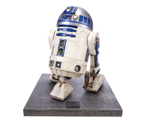 STAR WARS: A NEW HOPE (1977) - Don Post Studios Limited Edition Light-Up R2-D2 Statue Display - A limited edition light-up R2