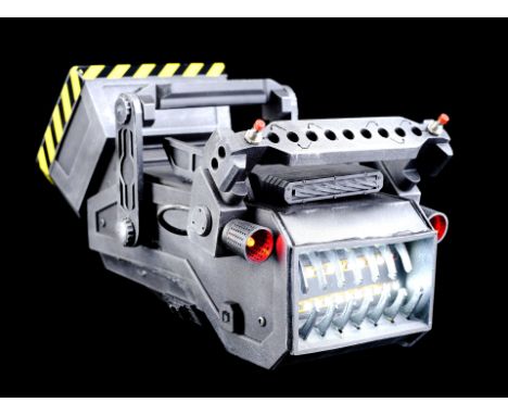 GHOSTBUSTERS (2016) - Light-Up Ghost Chipper - A light-up ghost chipper from Paul Feig's supernatural comedy Ghostbusters. Af