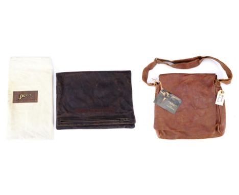 INDIANA JONES AND THE KINGDOM OF THE CRYSTAL SKULL (2008) - Crew Satchel, Handbag, and Pouch - A satchel, handbag, and pouch 