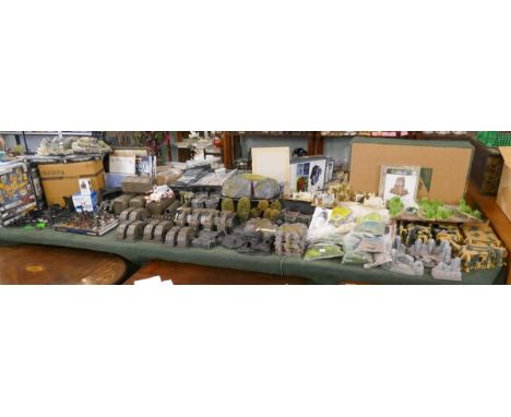 Warhammer 40k terrain/modelling supplies. Industrial buildings, ruins, crashed spaceship, air brush kit/compressor, dried up 