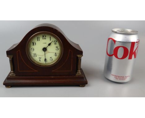 Small 8 day mantle clock 
