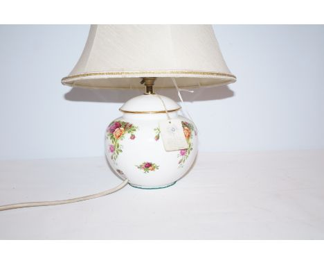 Royal Albert old country rose lamp &amp; shade 