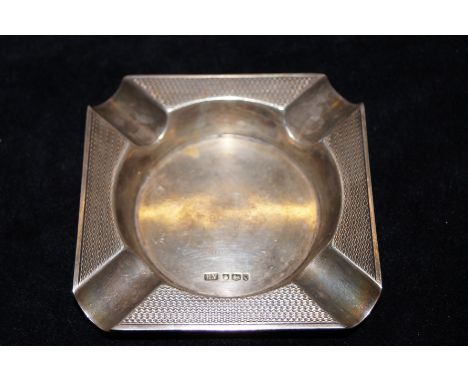 Silver engine turned ashtray Edward Viner Weight 70g