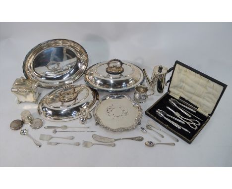 A pair of epns oval entree dishes and covers with beaded rims and detachable handles, to/w a Georgian Old Sheffield Plate 22 