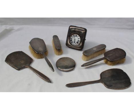 A George VI silver Goliath watch holder, Birmingham, 1946, together with an 8 day Goliath watch, silver powder compact, silve