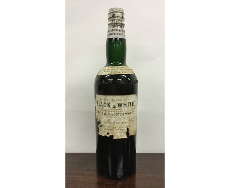 1 x 75cl bottle of James Buchanan &amp; Co. Ltd. "Black &amp; White" Special Blend of Choice Old Scotch Whisky with spring ca