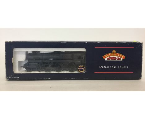 BACHMANN BRANCH-LINE: A boxed model Standard Class 5MT 73069 Plain Black BR1C Tender Weathered, numbered 32-505. Est. £20 - £