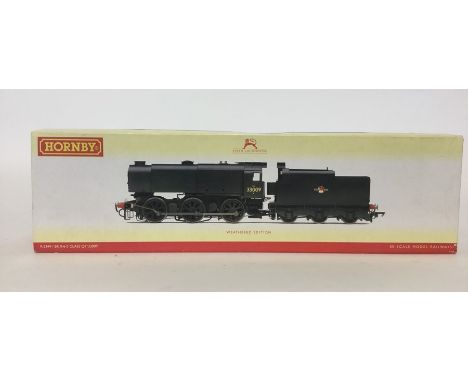 HORNBY An 00 gauge boxed scale model locomotive BR 0-6-0 Class Q1 '33009' Weathered Edition, numbered R2344. Est. £20 - £30.