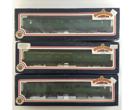 BACHMANN BRANCH-LINE: Three 00 gauge boxed scale model locomotives numbered 34-575; 34-550, and 34-575. Est. £20 - £30.