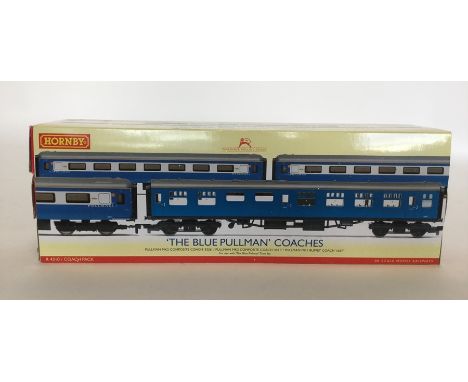 HORNBY: An 00 gauge scale model boxed trio pack of Mk 1 and Mk2 Blue "Pullman Coaches" numbered R4310, with individual boxes 