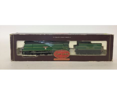 HORNBY: An 00 gauge boxed scale model SR 4-6-2 locomotive, 'Bideford', West Country Class, numbered R 265. Est. £20 - £30.