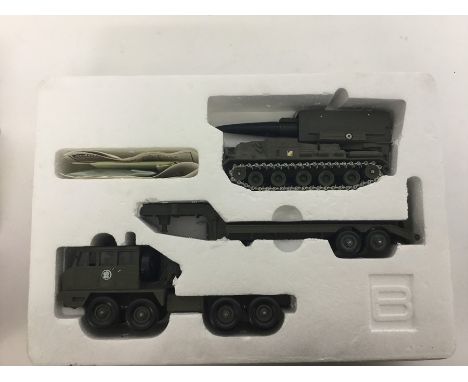 SOLIDO: A boxed "Les Militaires" set entitled "AMX 30 'Pluton' Transporteur T12". (1). Est. £15 - £20.