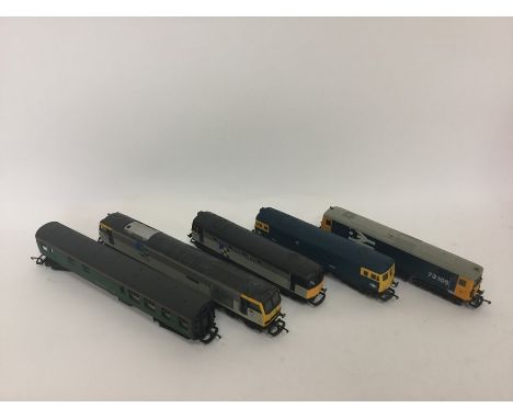 LIMA: Five 00 gauge unboxed scale model locomotives, and restaurant car. (5). Est. £20 - £30.